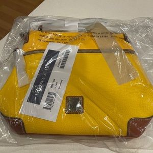 Dooney and Bourke pebble grain crossbody